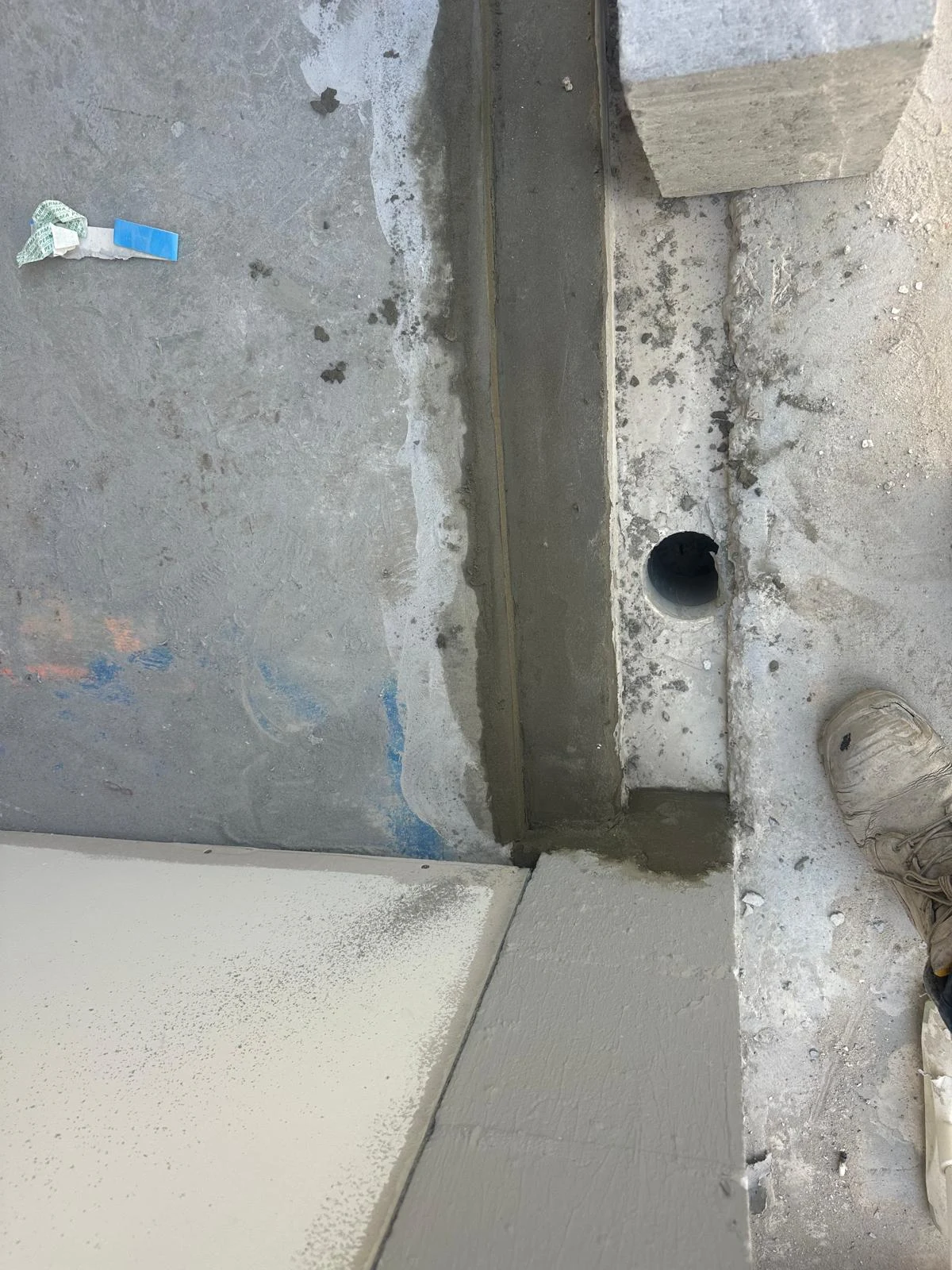 Concrete rebate repair